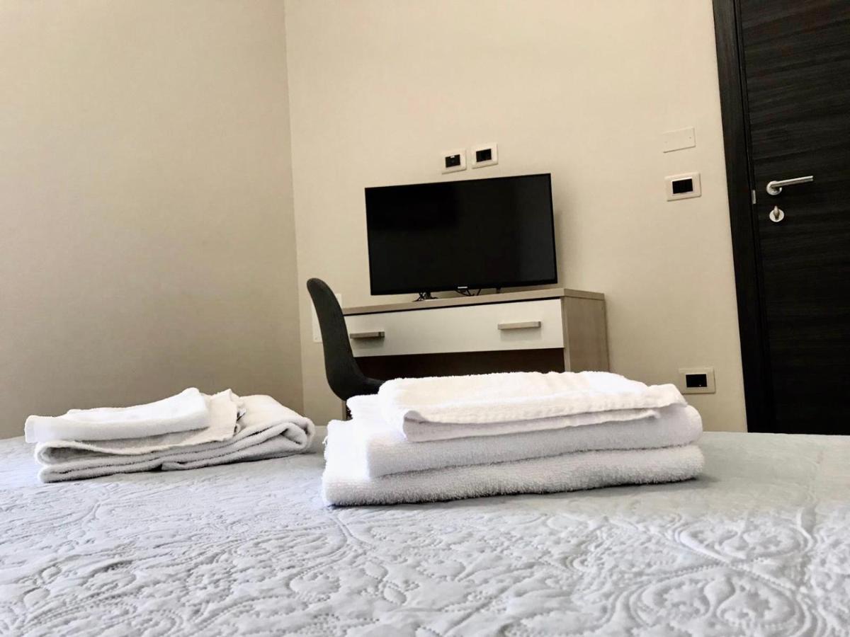 Casa Vacanze E Fitta Camere San Nico コリリアーノ・カーラブロ エクステリア 写真