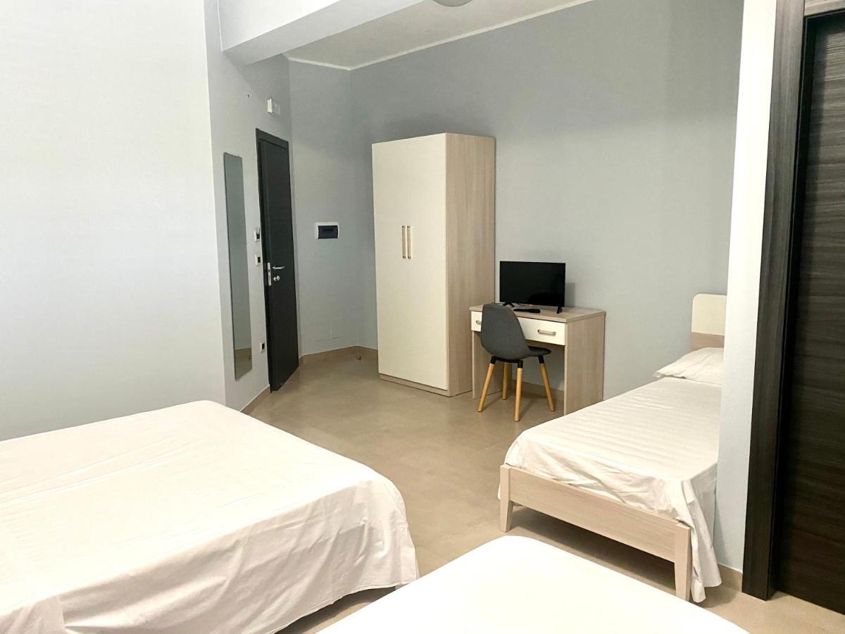 Casa Vacanze E Fitta Camere San Nico コリリアーノ・カーラブロ エクステリア 写真