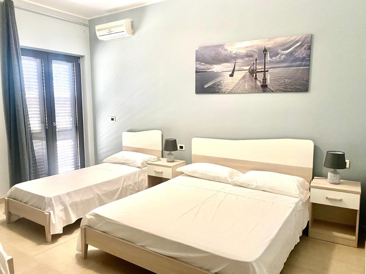 Casa Vacanze E Fitta Camere San Nico コリリアーノ・カーラブロ エクステリア 写真