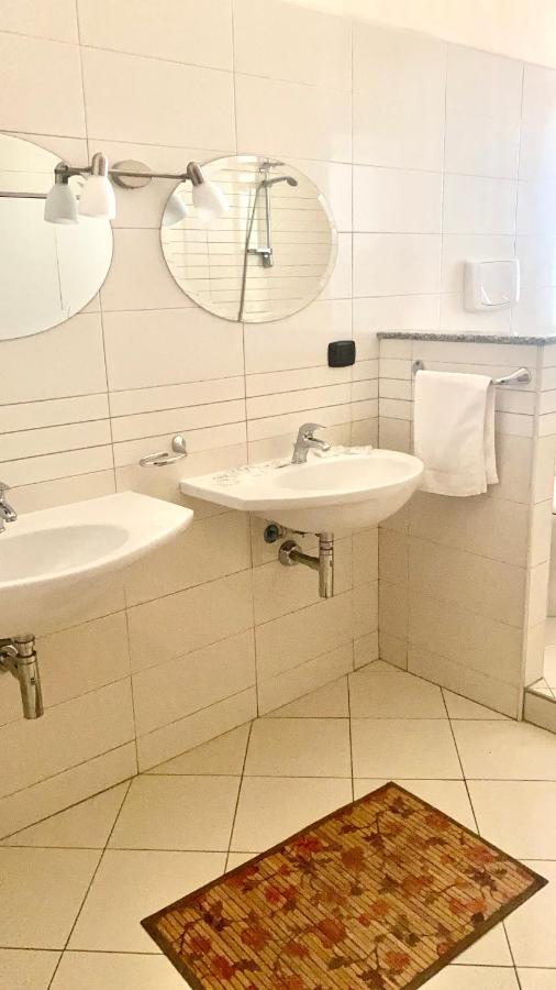 Casa Vacanze E Fitta Camere San Nico コリリアーノ・カーラブロ エクステリア 写真