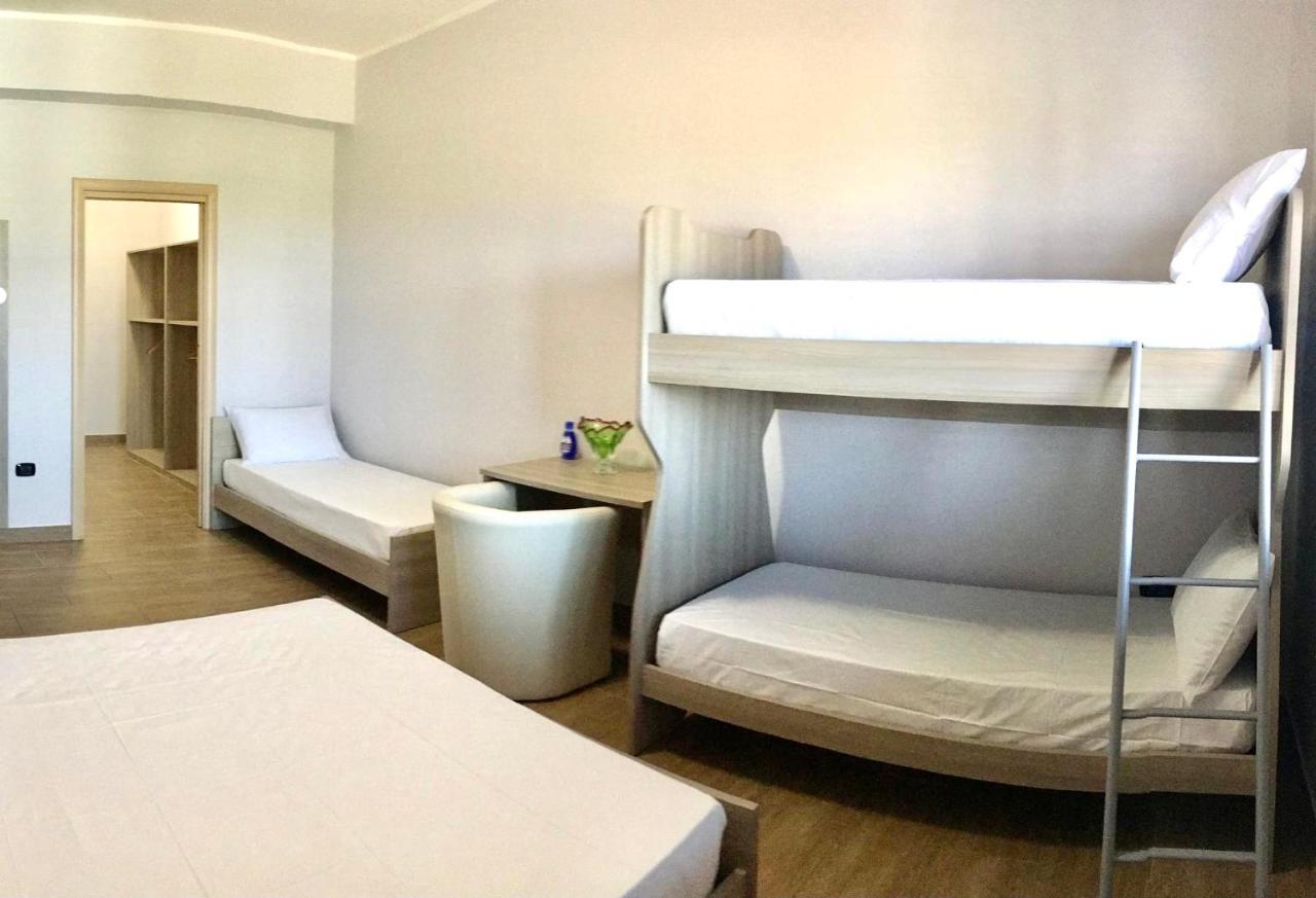 Casa Vacanze E Fitta Camere San Nico コリリアーノ・カーラブロ エクステリア 写真
