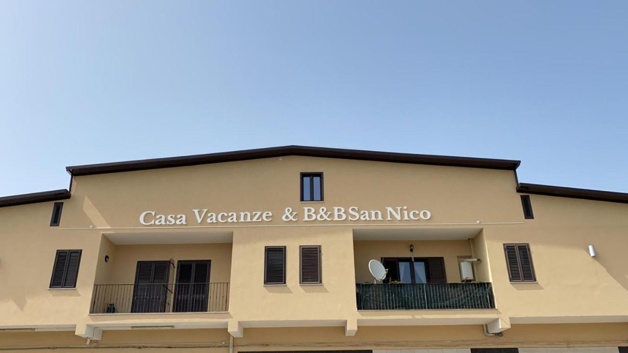 Casa Vacanze E Fitta Camere San Nico コリリアーノ・カーラブロ エクステリア 写真