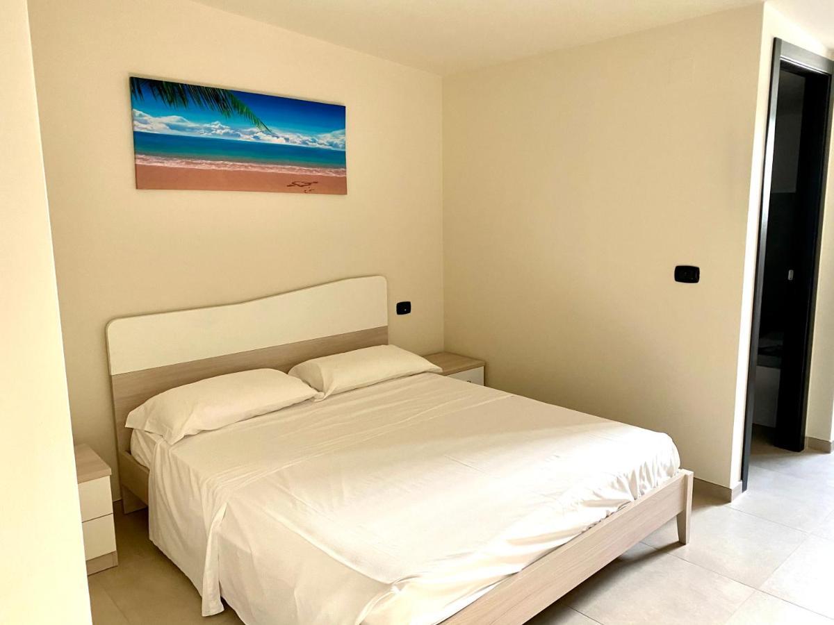 Casa Vacanze E Fitta Camere San Nico コリリアーノ・カーラブロ エクステリア 写真