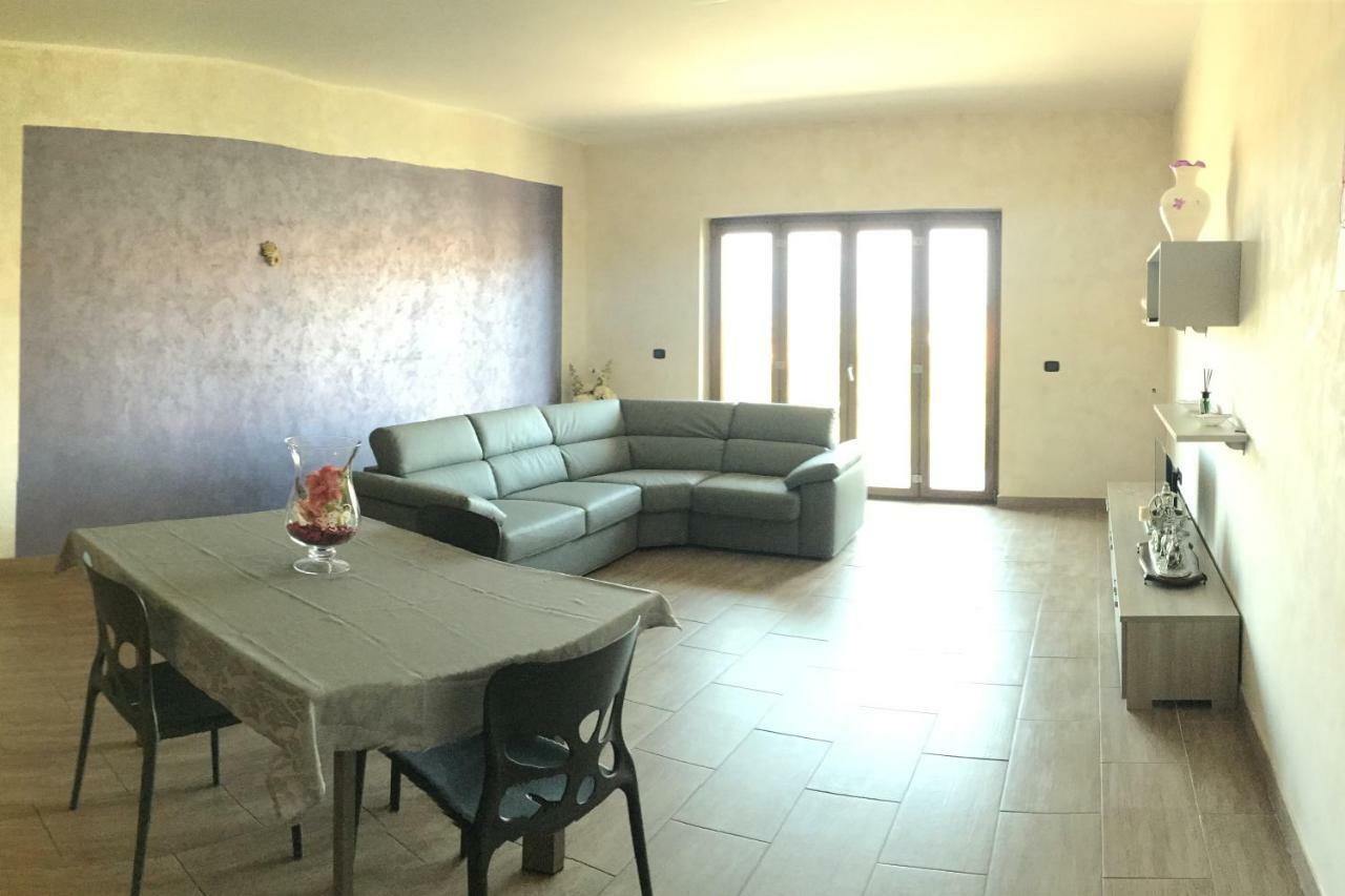 Casa Vacanze E Fitta Camere San Nico コリリアーノ・カーラブロ エクステリア 写真